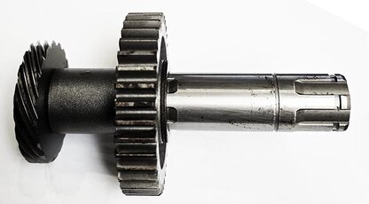 Hřídel ozubená výstupní Dinli stromeček E130053-00 SDL270-156