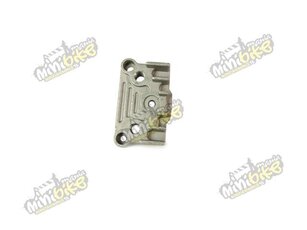 Víko hlavy - pravá strana s výstupem na hadice