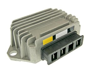 Regulátor Piaggio Bravo, Vespa Car, N, PK, ET3, PX 3konektor