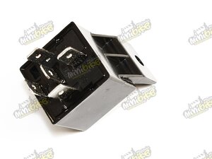 Startovací relé 12V 30A Piaggio Gilera Vespa Startovací relé 12V 30A Piaggio Gilera Vespa