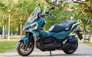 ADX 125i ABS TCS 3roky záruka