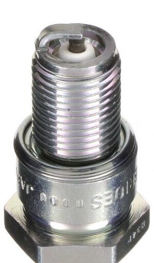 Zapalovací svíčka NGK BR10ES 4832 Zapalovací svíčka NGK BR10ES 4832